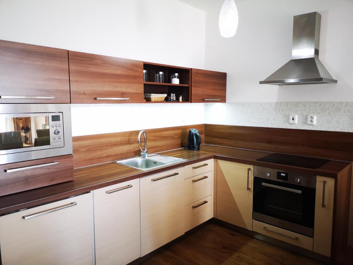 Apartman Laria Vel'ka Lomnica Exterior foto